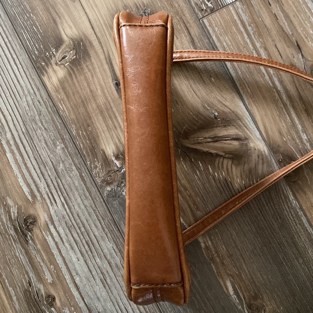 🍂Vintage🍂Leather Handbag - Picture 4 of 9